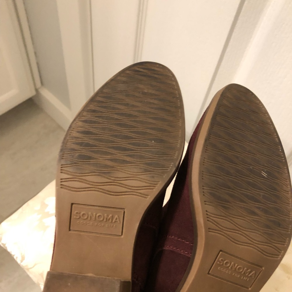 SONOMA Suede booties! Size 8.0
BURGUNDY - Picture 5 of 10